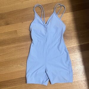 ALO Yoga seashell 🐚 Blue Jumpsuit